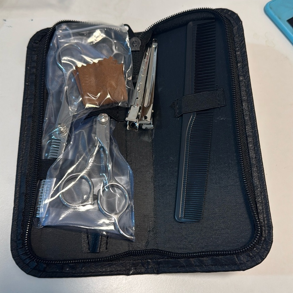 Hair cutting scissors for Men / Women